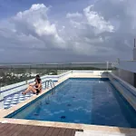 Apartment 5 Minutes From The Airport, Sea And Center