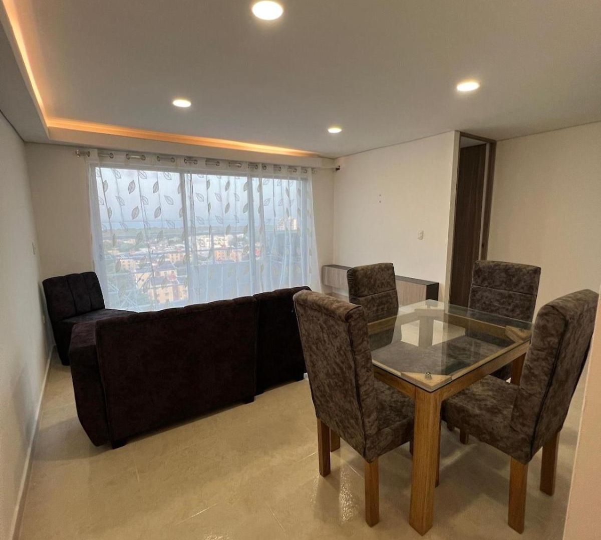 Apartamento 5 Minutes From The Airport, Sea And Center