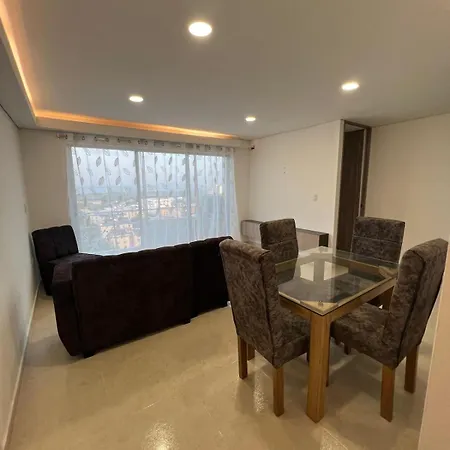 Apartamento 5 Minutes From The Airport, Sea And Center