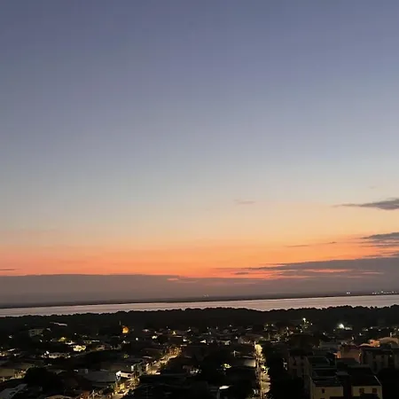 5 Minutes From The Airport, Sea And Center