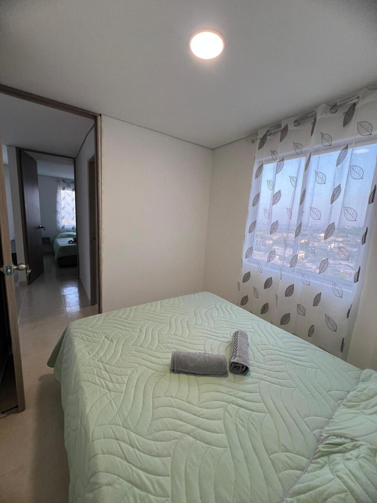 5 Minutes From The Airport, Sea And Center Apartment *